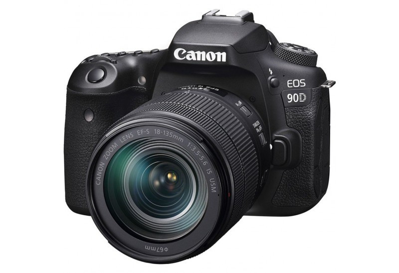 Canon EOS 90D prezzo kit 18-135