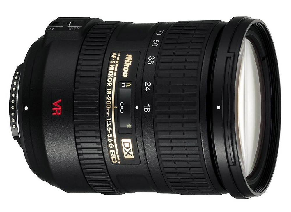 Nikon AF-S DX 18-200mm f/3.5-5.6 G ED VR Usato