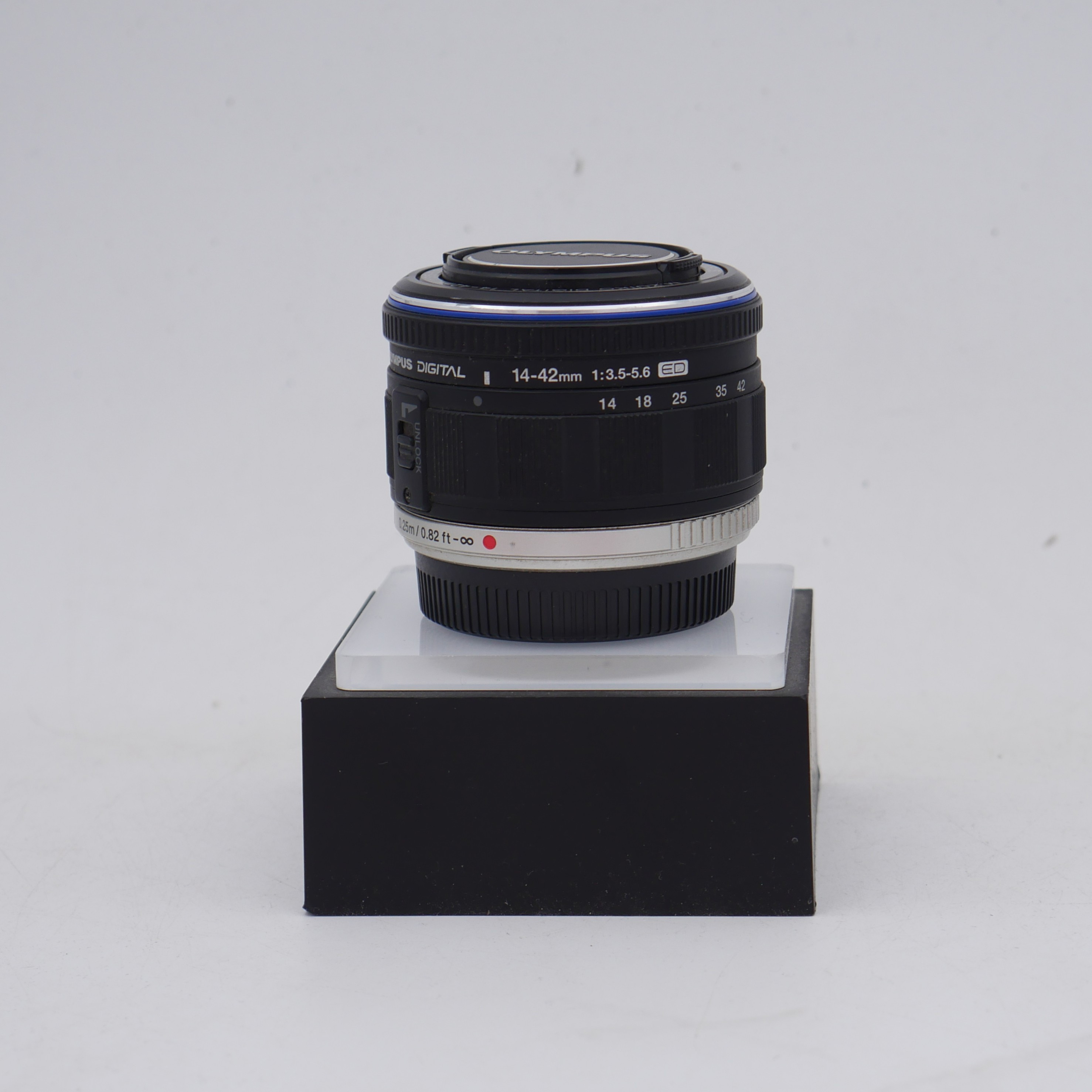 Olympus Zuiko Digital ED 14-42 f3.5-5.6 Usato