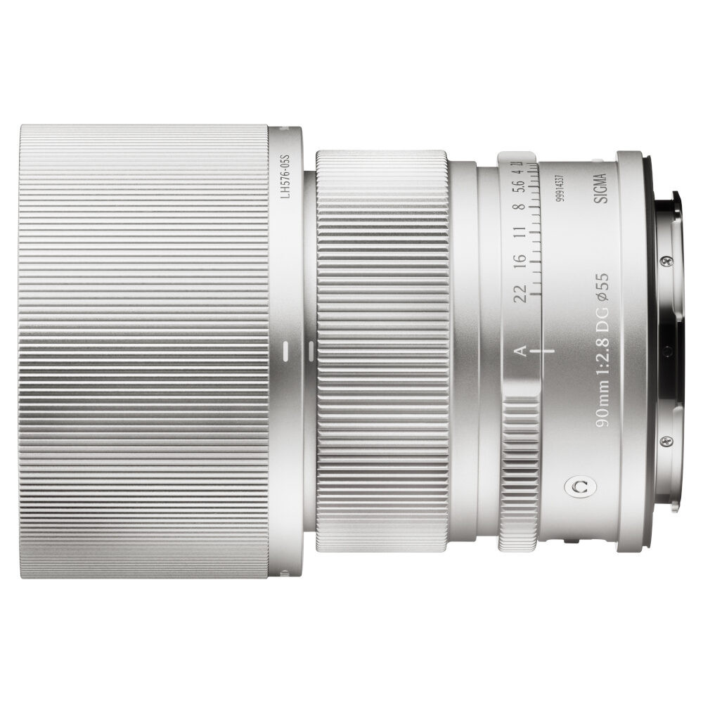 Sigma 90mm f/2.8 DG Contemporary L-mount Silver