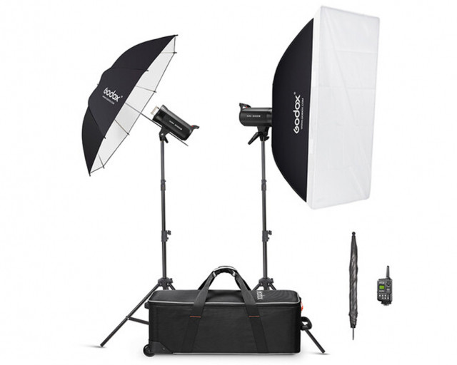 Godox Kit Flash Monotorcia SK-400V-II 400 W/SEC - NG 65 con lampada pilota a led