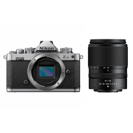 Nikon Z fc + 18-140 mm f/3.5-6.3 VR Nital