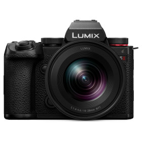 Panasonic Lumix S5 MIIX + 28-200mm f/4-7.1 Macro Garanzia Fowa 4 anni