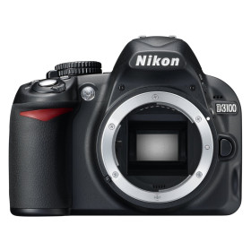 Nikon D3100 + Nikon 18-70mm