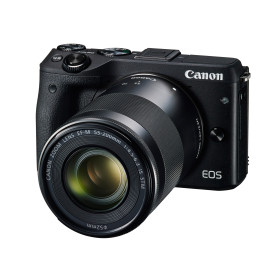 Canon EOS M3 nera + Obiettivo EF-M 18-55mm IS STM Usata