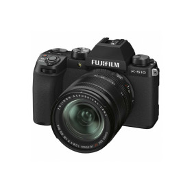 Fujifilm X-S10 + XF 18-55mm