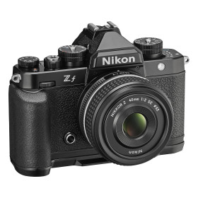 Nikon Zf + Z 40mm f/2 SE + SDXC 128GB Nital 