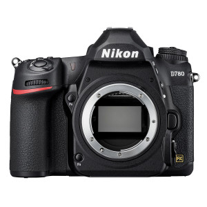 Fotocamera Digitale Reflex Nikon D780 Body + SD 64GB Lexar Pro 667x Nital