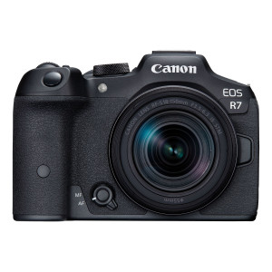 Fotocamera mirrorless Canon EOS R7 + RF-S 18-150mm f/3.5-6.3 IS STM 