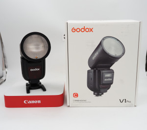 Godox Flash V1 Pro TTL Pari al nuovo