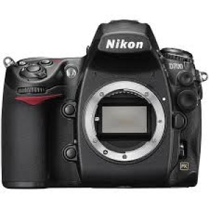 Nikon D700 Body Usata 9.950 Scatti + MB-D10