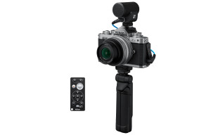 Fotocamera Nikon Mirrorless Z fc + Z DX 16-50 + SD 64GB 667 Pro Vlogger kit Nital